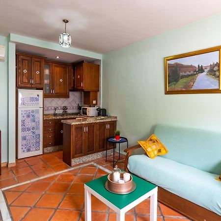 Tuguest Aljibe Del Rey Apartment - Free Parking Granada Buitenkant foto