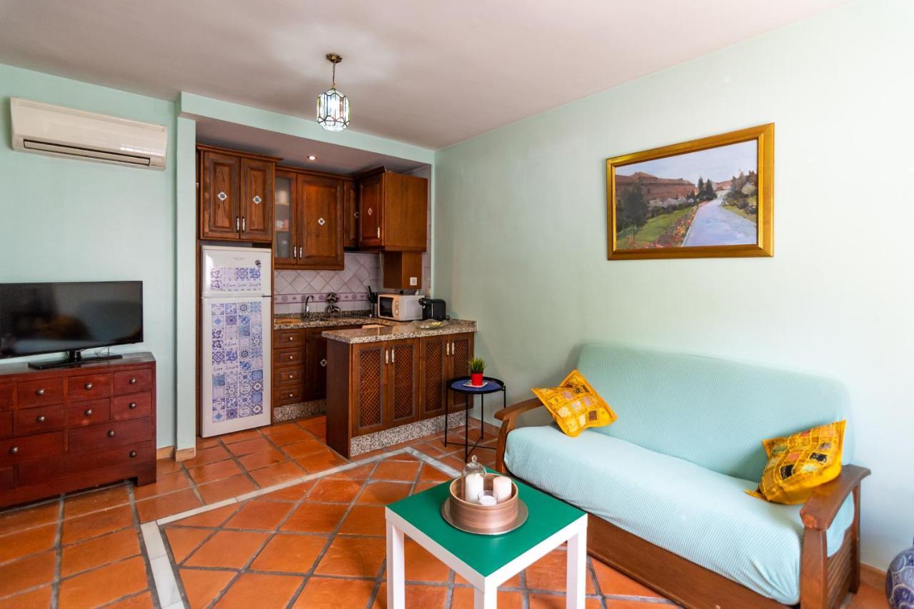 Tuguest Aljibe Del Rey Apartment - Free Parking Granada Buitenkant foto